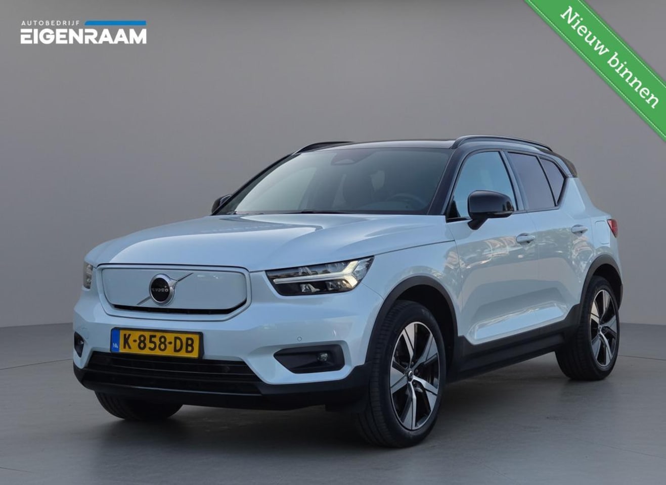 Volvo XC40 - Recharge P8 AWD R-Design | Trekhaak | Pano | Origineel NL - AutoWereld.nl
