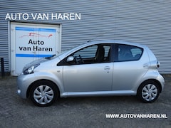 Toyota Aygo - 1.0 VVT-i 5-DRS AUTOMAAT AIRCO TREKHAAK