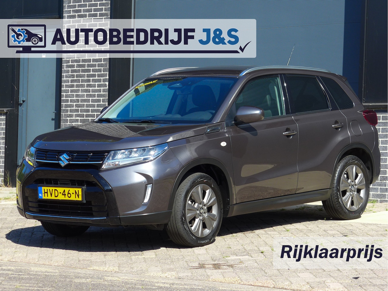 Suzuki Vitara - 1.5 Hybrid Select Rijklaarprijs! | Tot 10 jaar Garantie | Onderhoudsbeurt | Mobiliteitserv - AutoWereld.nl
