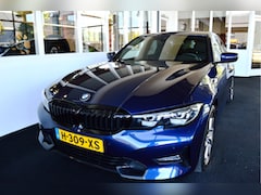 BMW 3-serie - 320i Executive Edition Sport