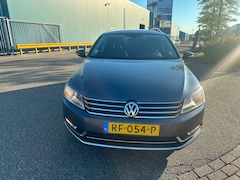 Volkswagen Passat Variant - 2.0 TDI Highline BlueMotion 4Motion