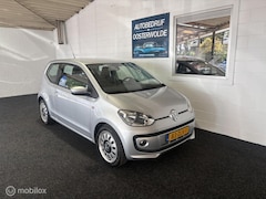 Volkswagen Up! - 1.0 High up Airco - Navi - Stoelverwarming - APK - NAP - CV+AB - BlueMotion