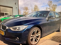 BMW 3-serie Touring - 320i xDrive | MOTOR PROBLEEM | EXPORT | HANDEL |