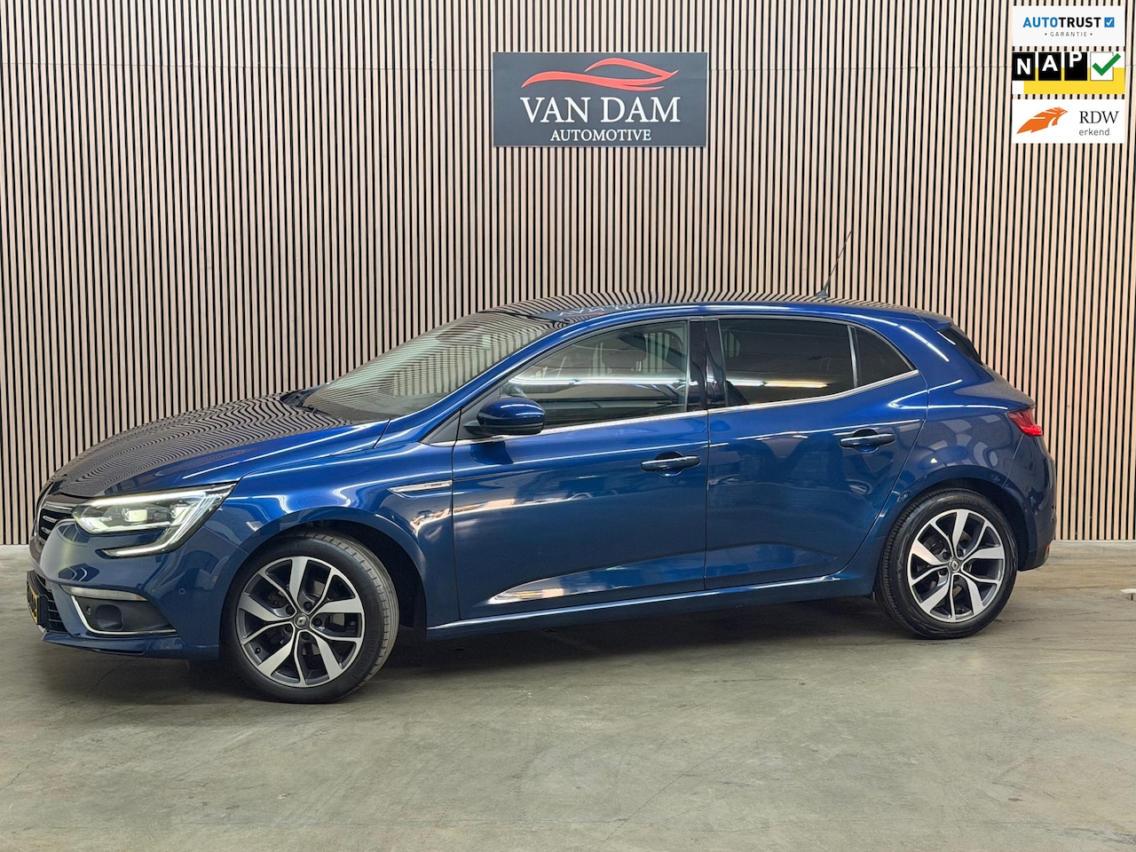 Renault Mégane - 1.2 TCe Bose 2016 NAP LED CAMERA LEDER NAVI - AutoWereld.nl