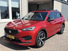 SEAT Tarraco - 1.4 TSI e-Hybrid PHEV FR / AUTOMAAT/ 245 PK/ PANO/ CAMERA/ PARK. SENSOREN/ DODE HOEK/ MEMO