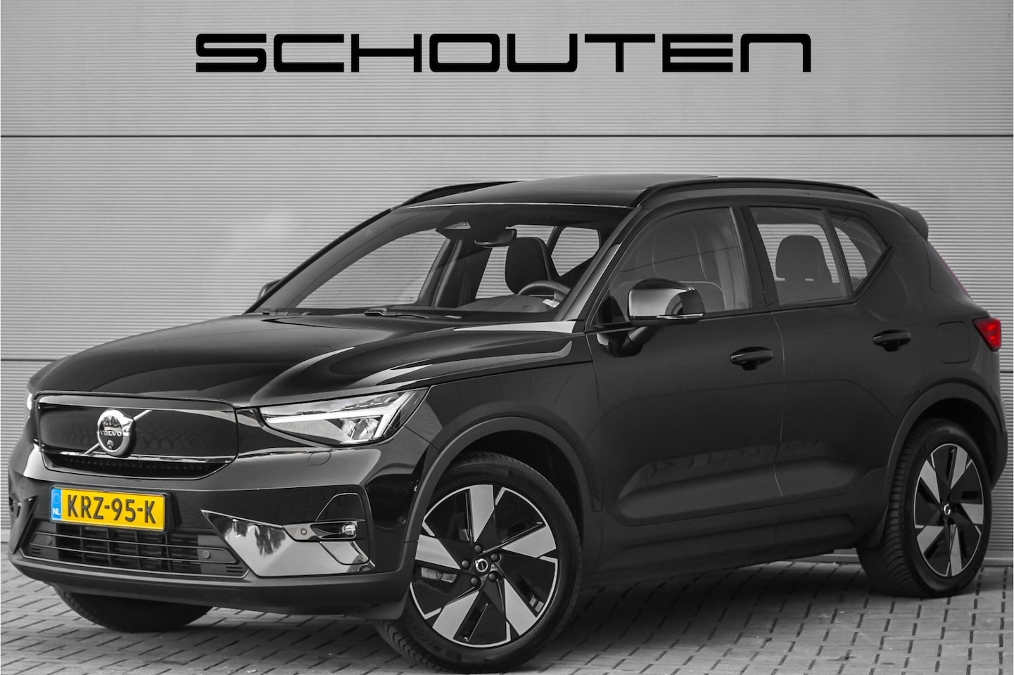 Volvo XC40 - Single Motor Extended Range Ultimate 82 kWh ACC CarPlay Pano Trekhaak - AutoWereld.nl