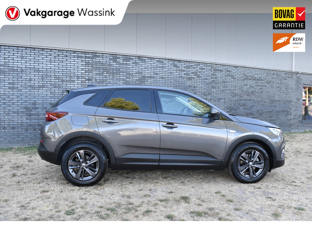 Opel Grandland X - 1.2 Turbo 120 Jaar Edition Navigatie Carplay - AutoWereld.nl