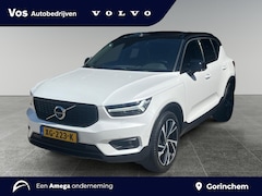 Volvo XC40 - T5 AWD R-Design Intro Edition |Full Options| Dealer Onderhouden| All Season| Trekhaak|