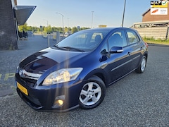 Toyota Auris - 1.8 Full Hybrid Aspiration GARANTIE