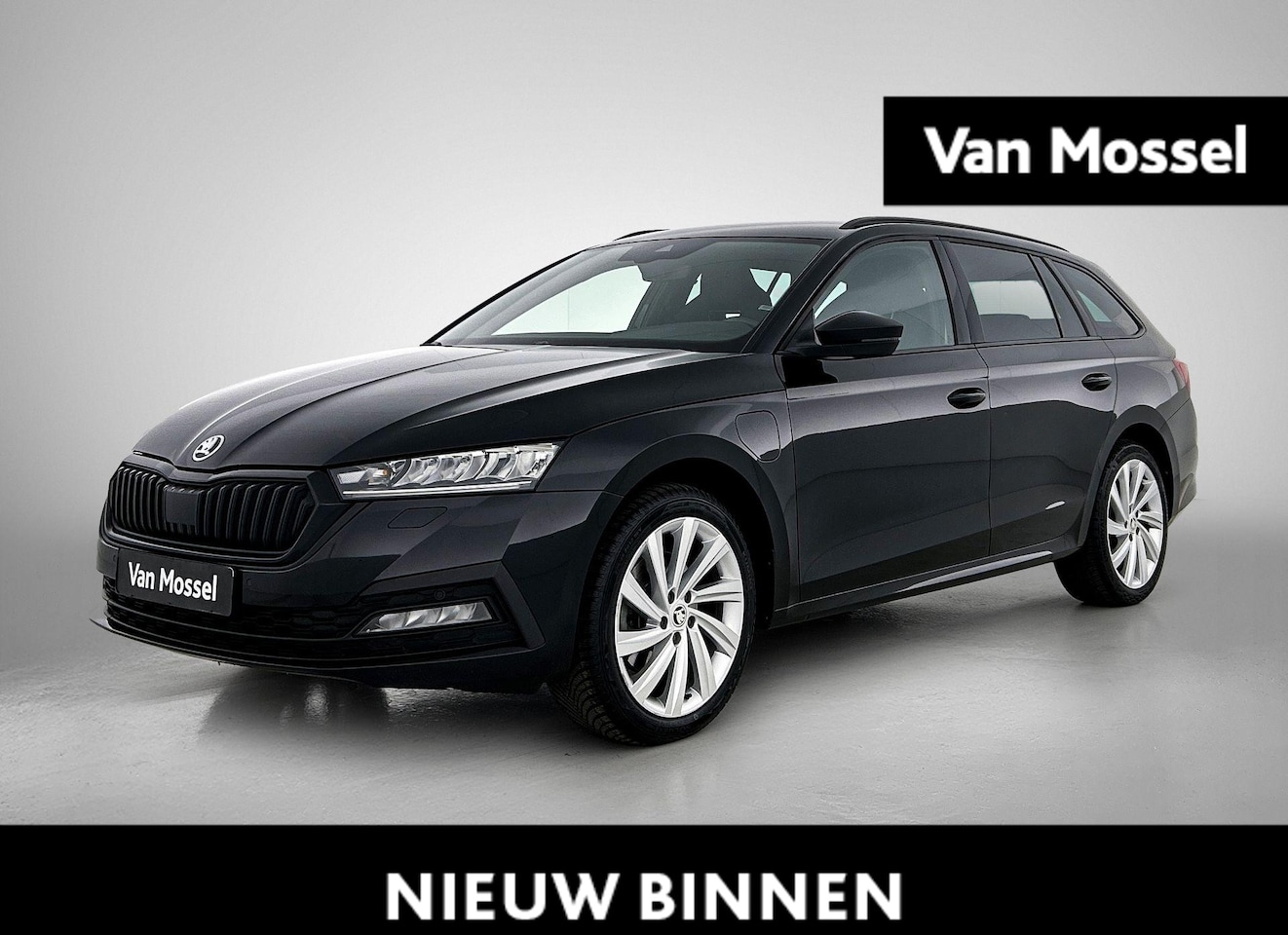 Skoda Octavia Combi - 1.4 TSI PHEV 150kW DSG6 Ambition | Automaat | Apple Carplay / Android Auto | Achteruitrijc - AutoWereld.nl