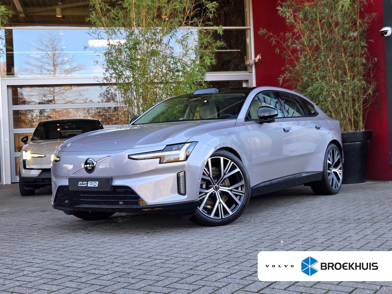 Volvo ES90 - Single Motor Extended Range Ultra 92 kWh | Bowers&Wilkins | Luchtvering | Massage/ventilat - AutoWereld.nl