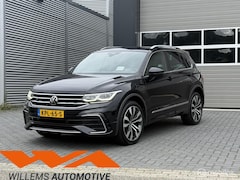 Volkswagen Tiguan - 1.4 TSI eHybrid R-Line Trekhaak|HUD|ACC