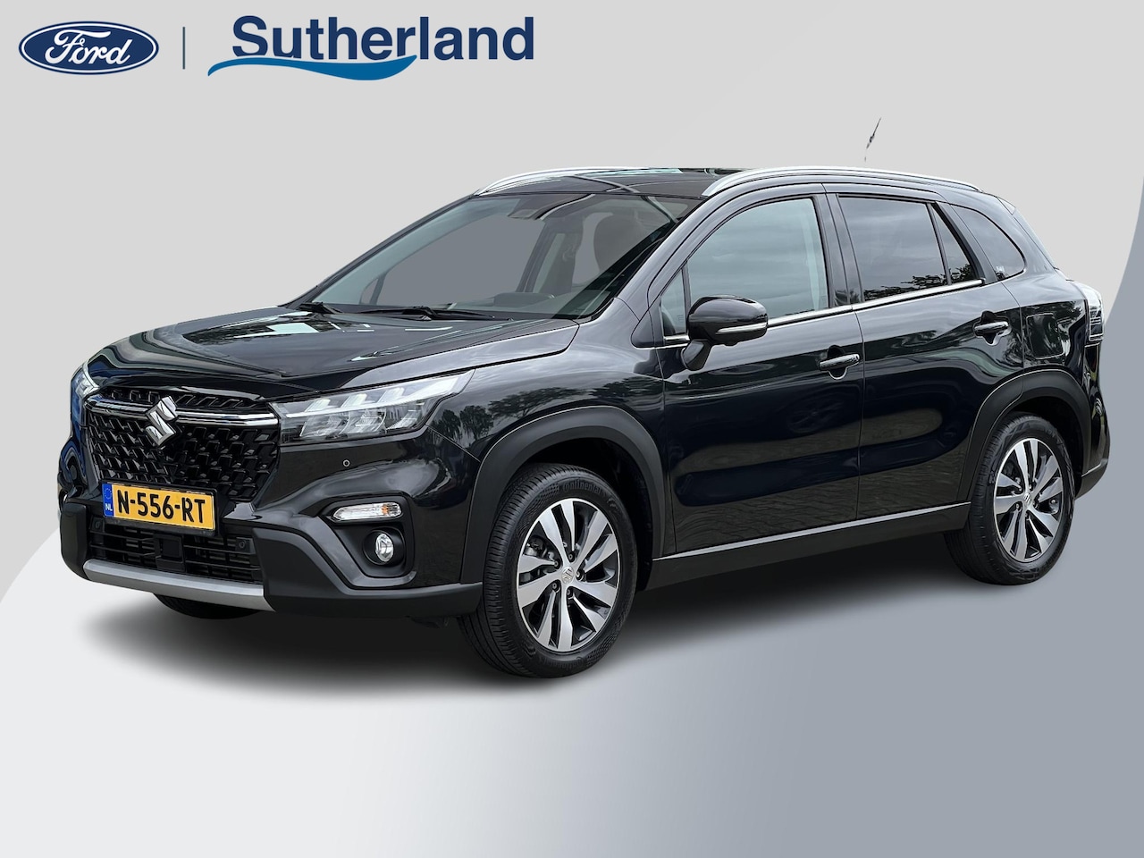 Suzuki S-Cross - 1.4 Boosterjet Style Smart Hybrid | Trekhaak | 1500kg Trekgewicht | Panorama-dak | Stoelve - AutoWereld.nl