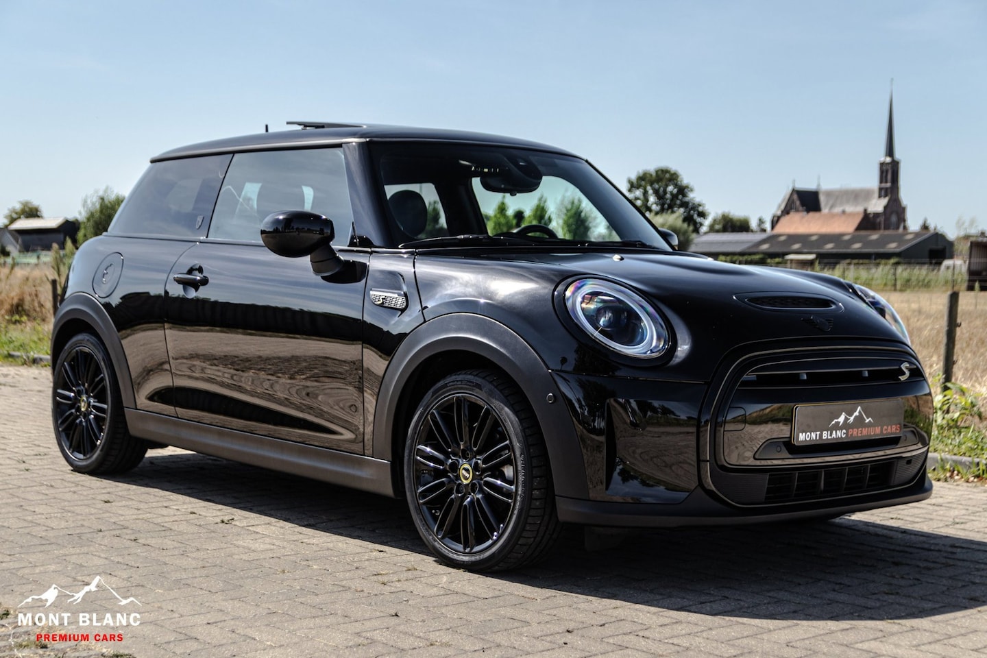 MINI Electric - Cooper SE MINI Yours 33 kWh|Dealer ond.|NL Auto|H/K|Pano.|€15.698,- Ex. Btw - AutoWereld.nl