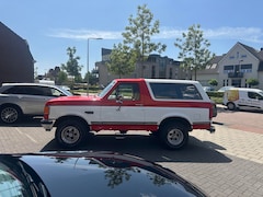 Ford Bronco 4x4 - XLT