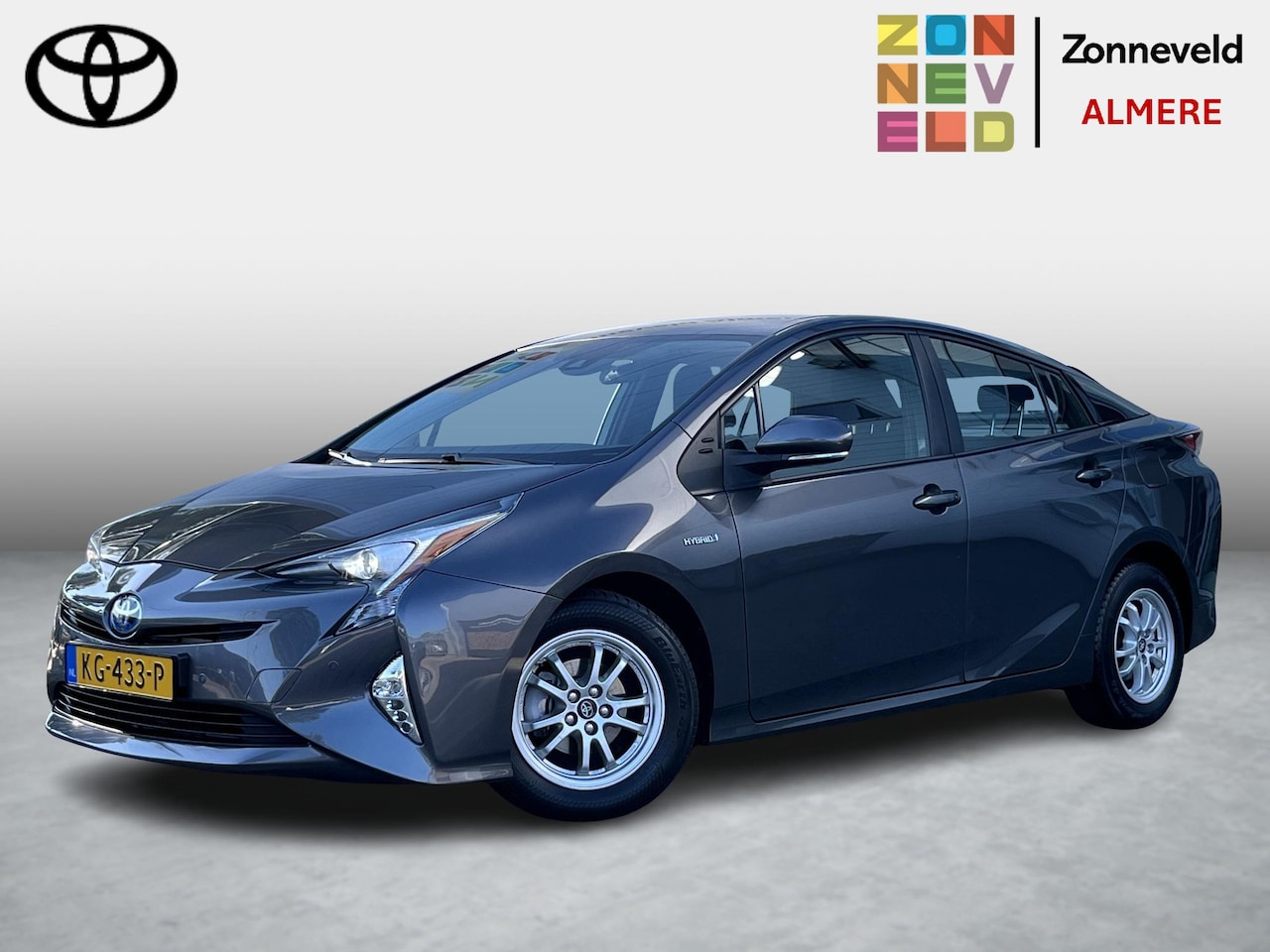 Toyota Prius - 1.8 Aspiration Trekhaak All Seasonbanden - AutoWereld.nl