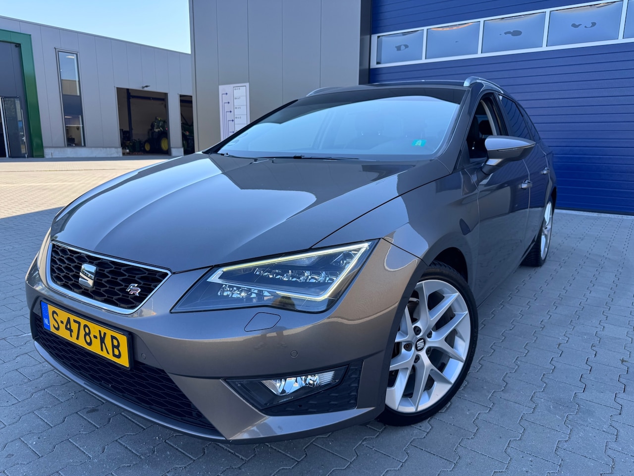 SEAT Leon ST - 1.4 TSI FR |full optie|DCC|Carplay|nieuwstaat| - AutoWereld.nl