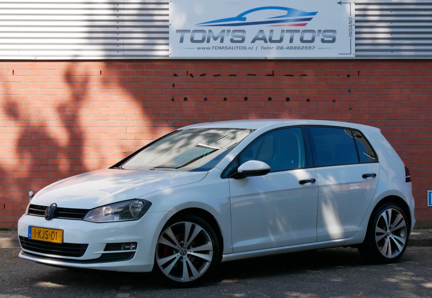 Volkswagen Golf - 1.2 TSI Trendline. led. cruise. distributie vervangen. - AutoWereld.nl