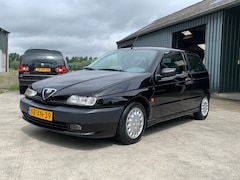 Alfa Romeo 145 - 1.7-16V Boxer