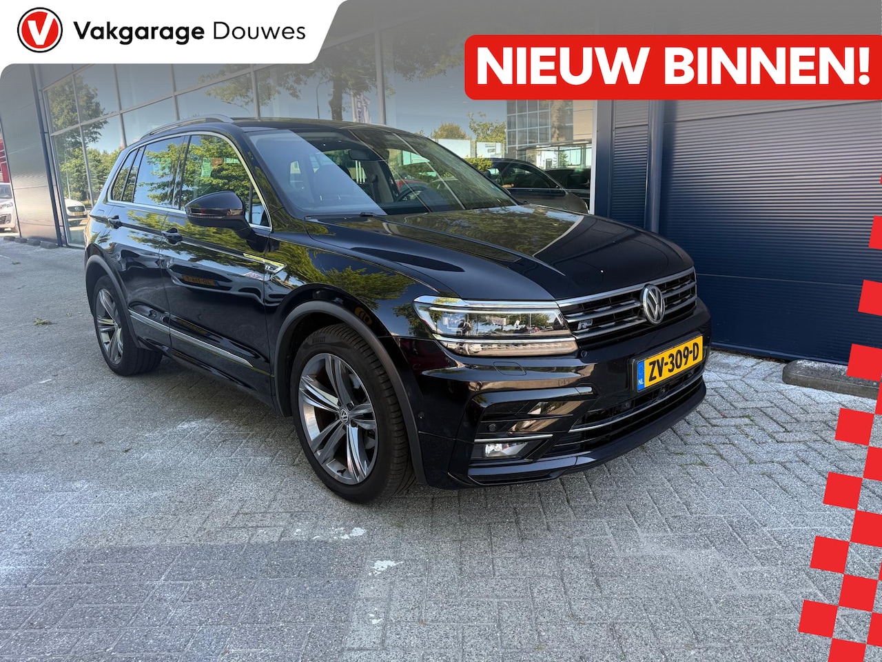 Volkswagen Tiguan - 1.5 TSI ACT Highline Business R |Pano|ACC|Automaat|Leer| - AutoWereld.nl