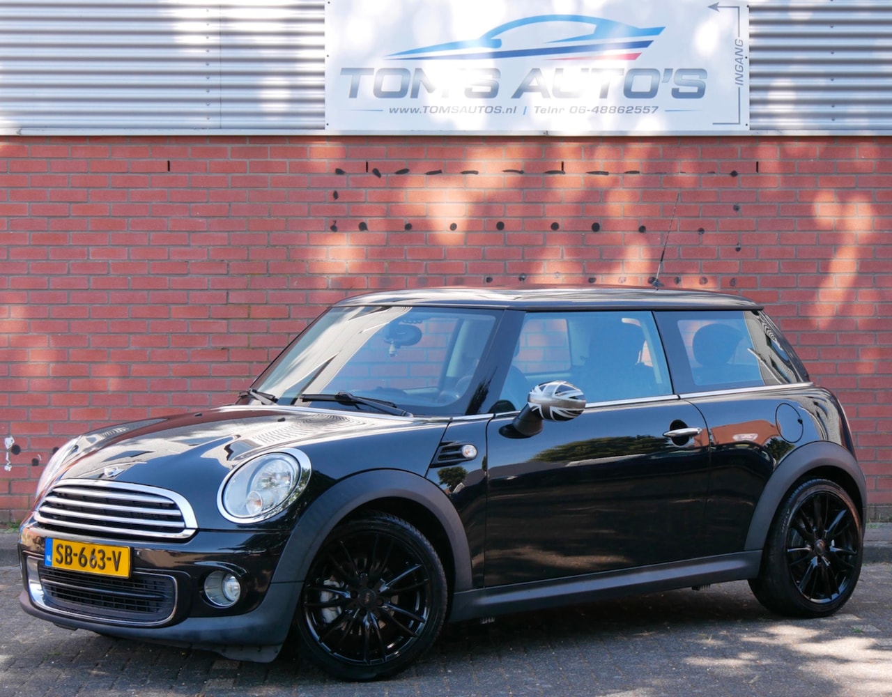 MINI One - Mini 1.6 Salt. airco. 17 inch. zeer mooi - AutoWereld.nl