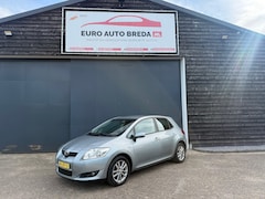 Toyota Auris - 1.6-16V Dynamic