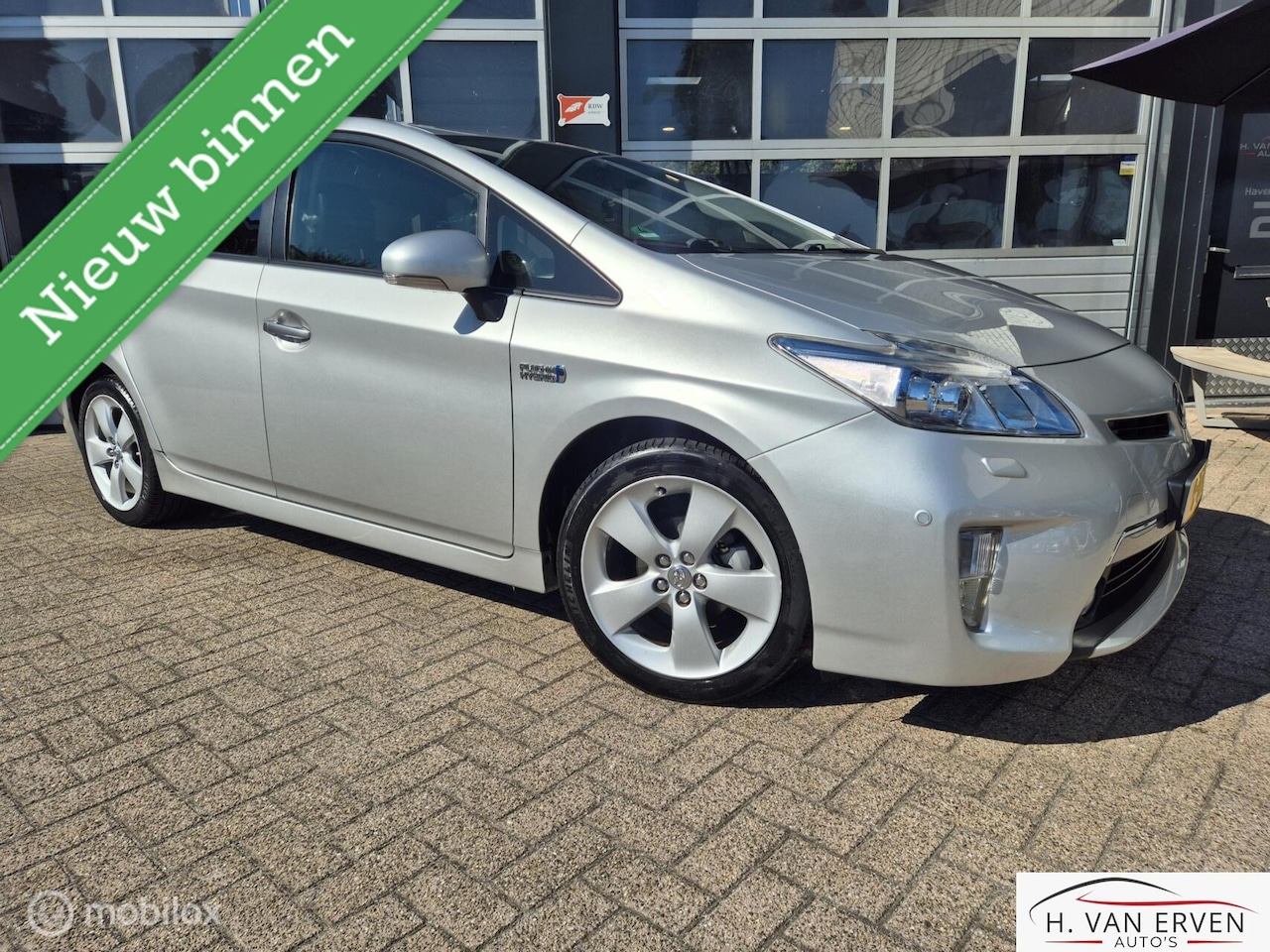 Toyota Prius - 1.8  Plug-in Executive Business 1.8 Plug-in Executive Business - AutoWereld.nl