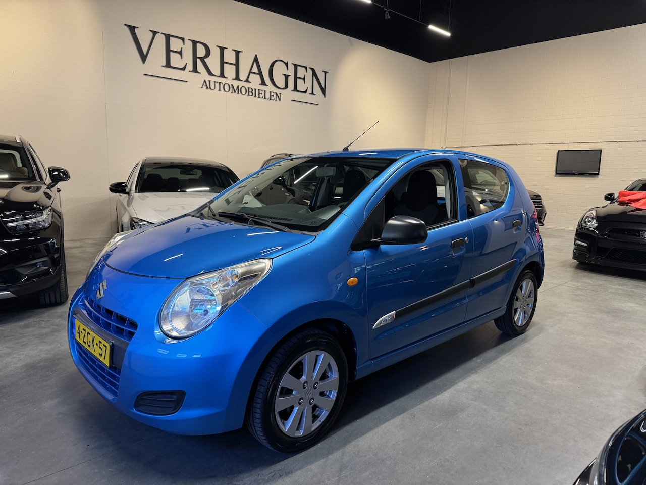 Suzuki Alto - 1.0 Celebration Airco Dealer onderhouden 2e eigenaar - AutoWereld.nl