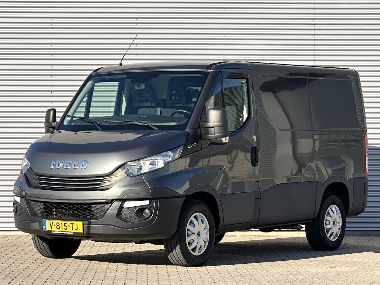 Iveco Daily - 35 S 14 300 35S14V 2.3 L1H1 3500kg trekgewicht automaat MARGE - AutoWereld.nl