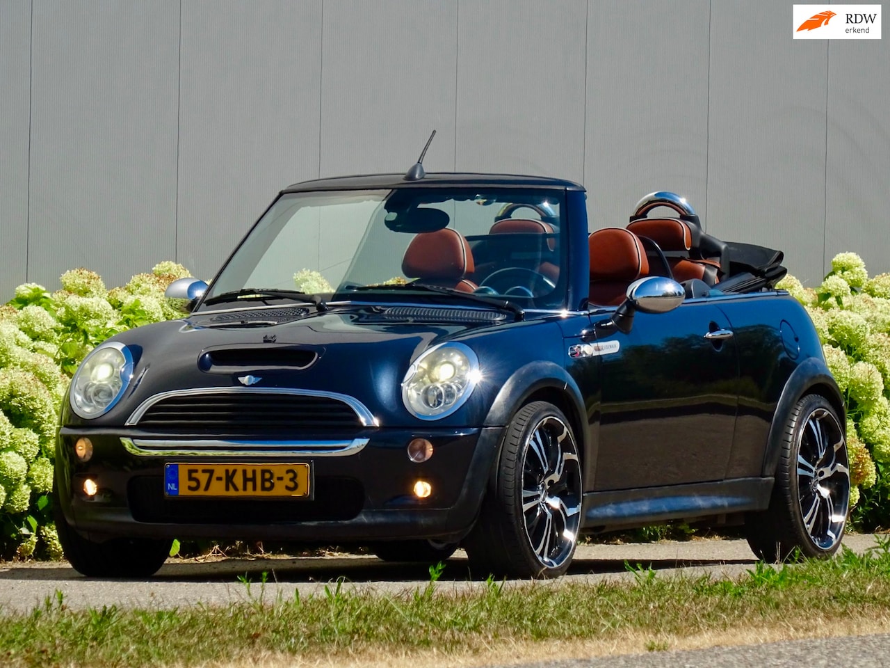 MINI Cabrio - 1.6 Cooper S Sidewalk | Leer | Navi | UNIEK | - AutoWereld.nl