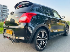 Suzuki Swift - 1.2 Sportline SUZUKI SWIFT 1.2 90 PK/SPORTLINE/DEALER ONDERHOUDEN/NAP/CARPLAY