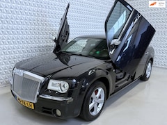 Chrysler 300C - 2.7 V6 met VLEUGELDEUREN 152.000km (2004)