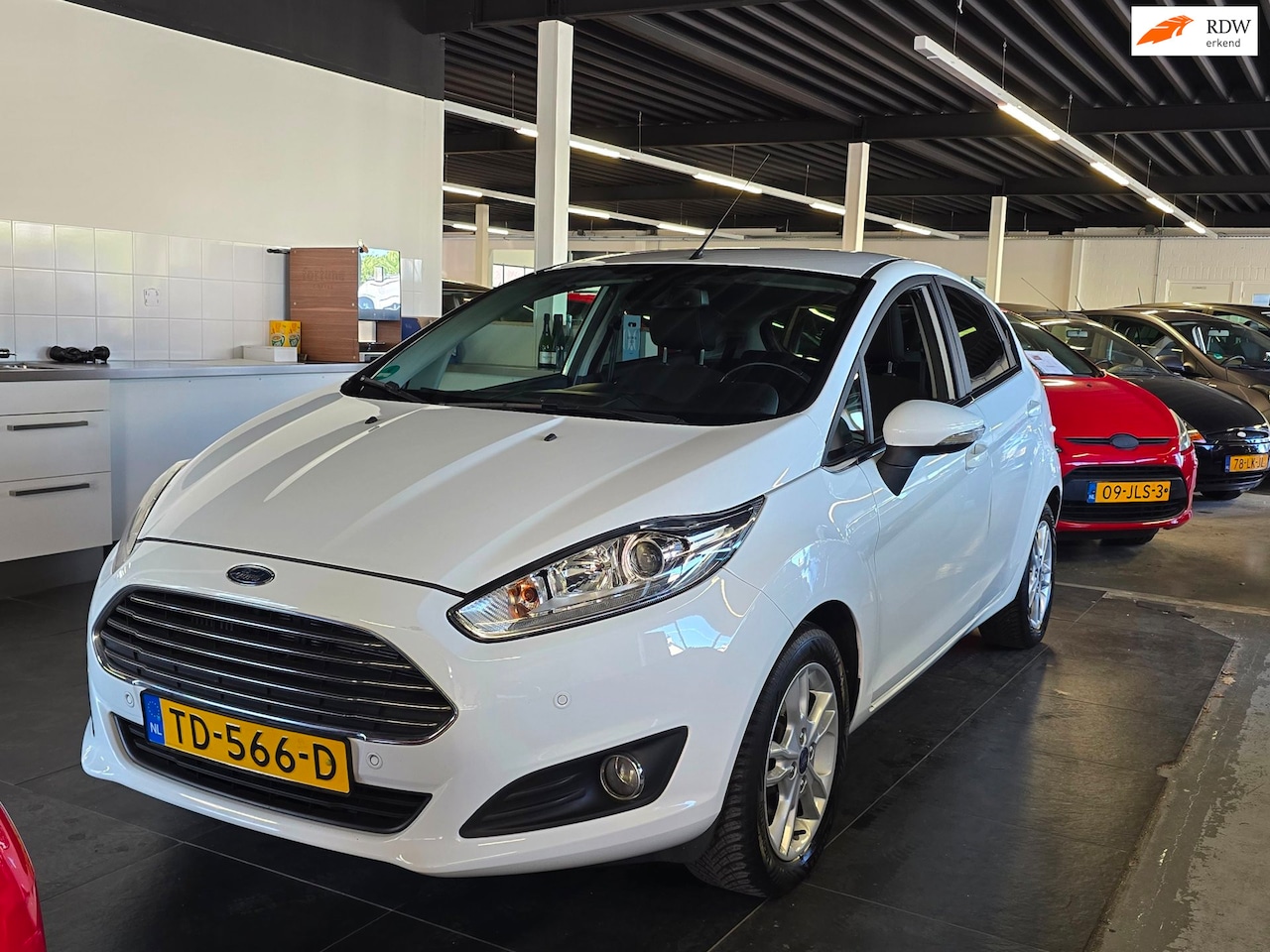 Ford Fiesta - 1.0 EcoBoost Titanium/AIRCO/5-DEURS/ - AutoWereld.nl