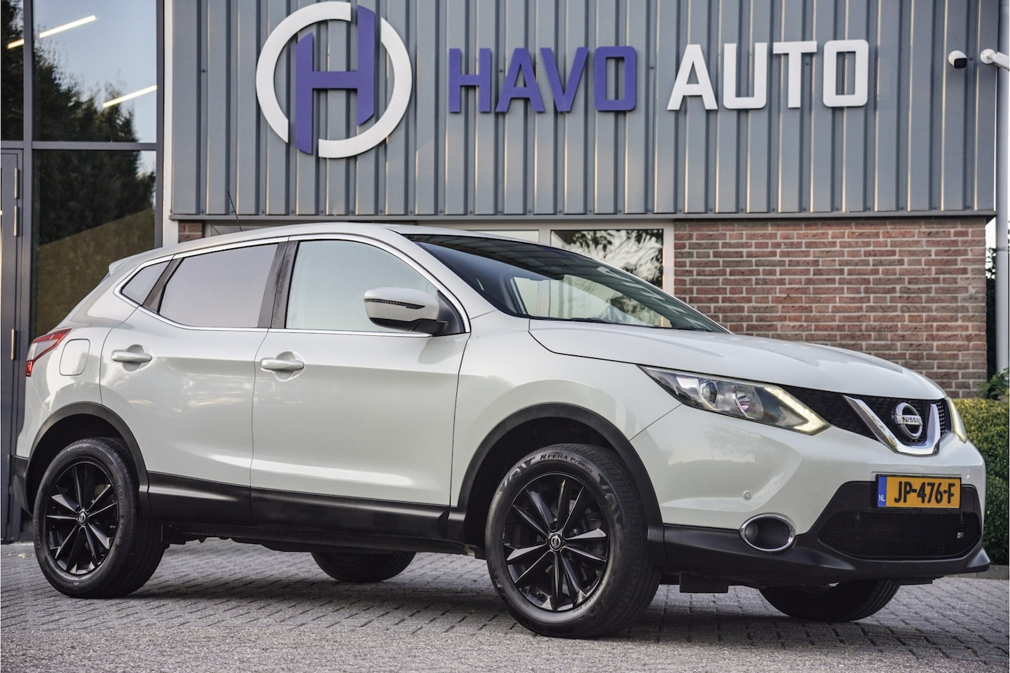 Nissan Qashqai - 1.2 Acenta 1.2 Acenta, NAVI, CAMERA, TREKHAAK - AutoWereld.nl