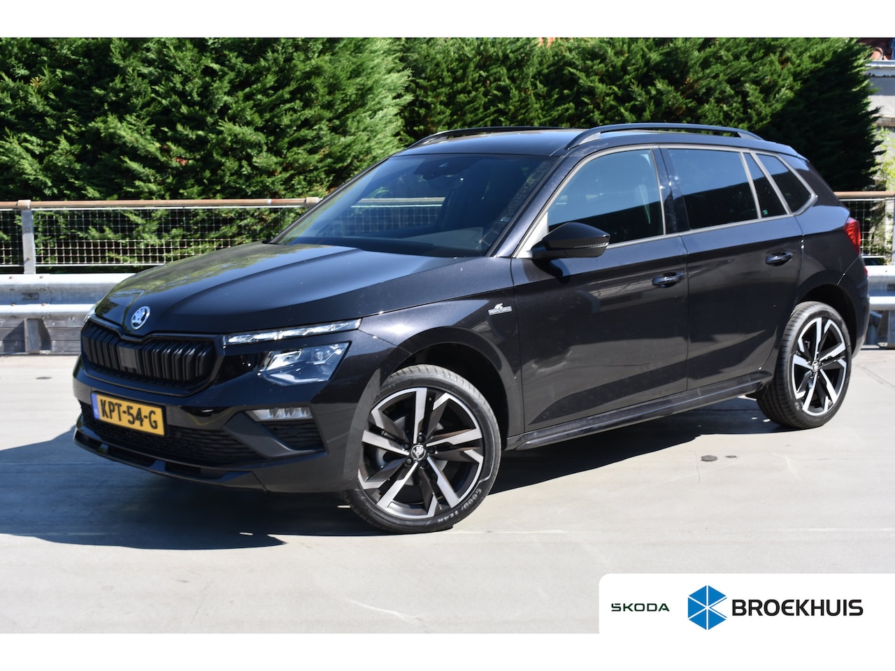 Skoda Kamiq - Monte Carlo | CAMERA | TREKHAAK | 4 JAAR GARANTIE | PANORAMA.DAK | TRAVEL.ASSIST | KEYLESS - AutoWereld.nl