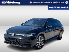 Volkswagen Passat Variant - 1.5 eHybrid 272pk R-Line DSG Automaat Black Style / Panorama schuifdak / Leder / Head up /