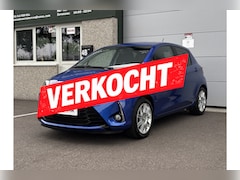 Toyota Yaris - 1.5 Hybrid Dynamic Carplay Navi Keyless Camera Cruise Nap