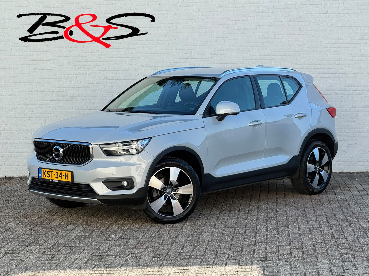 Volvo XC40 - 1.5 T3 Inscription Camera Adaptive cruise Carplay Clima 19 inch Lm DAB - AutoWereld.nl