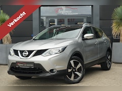 Nissan Qashqai - 1.6 N-Connecta 164pk Panoramadak/Trekhaak/360Camera