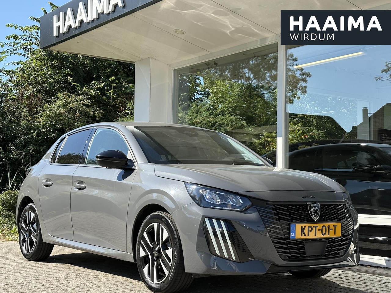 Peugeot 208 - 1.2T 100pk Allure | 2025 | Parkeersensoren | Cruise Control | Privacy Glass | Draadloos Ap - AutoWereld.nl