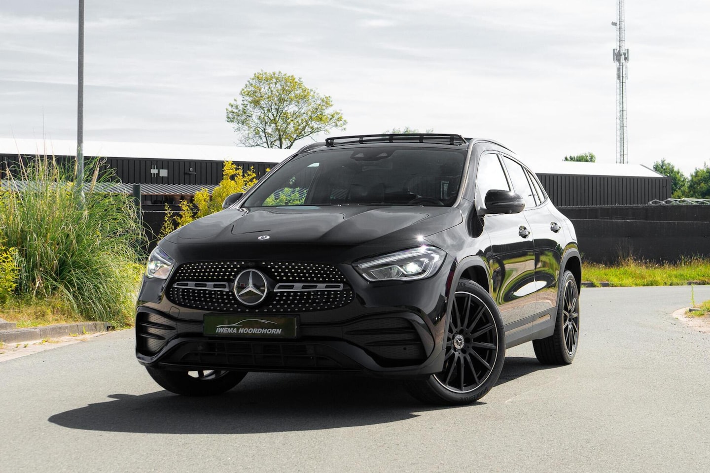 Mercedes-Benz GLA-Klasse - 250 e AMG|Panoramadak|360 Camera°|Carbon|Stoelverw.|Sfeerverlichting|Carplay| - AutoWereld.nl