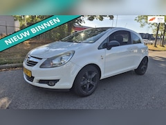 Opel Corsa - 1.2-16V '111' Edition LEUKE EN TOP ONDER HOUDEN