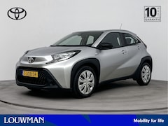 Toyota Aygo X - 1.0 VVT-i MT Play | Airco | Apple Carplay-Android Auto | Parkeercamera |