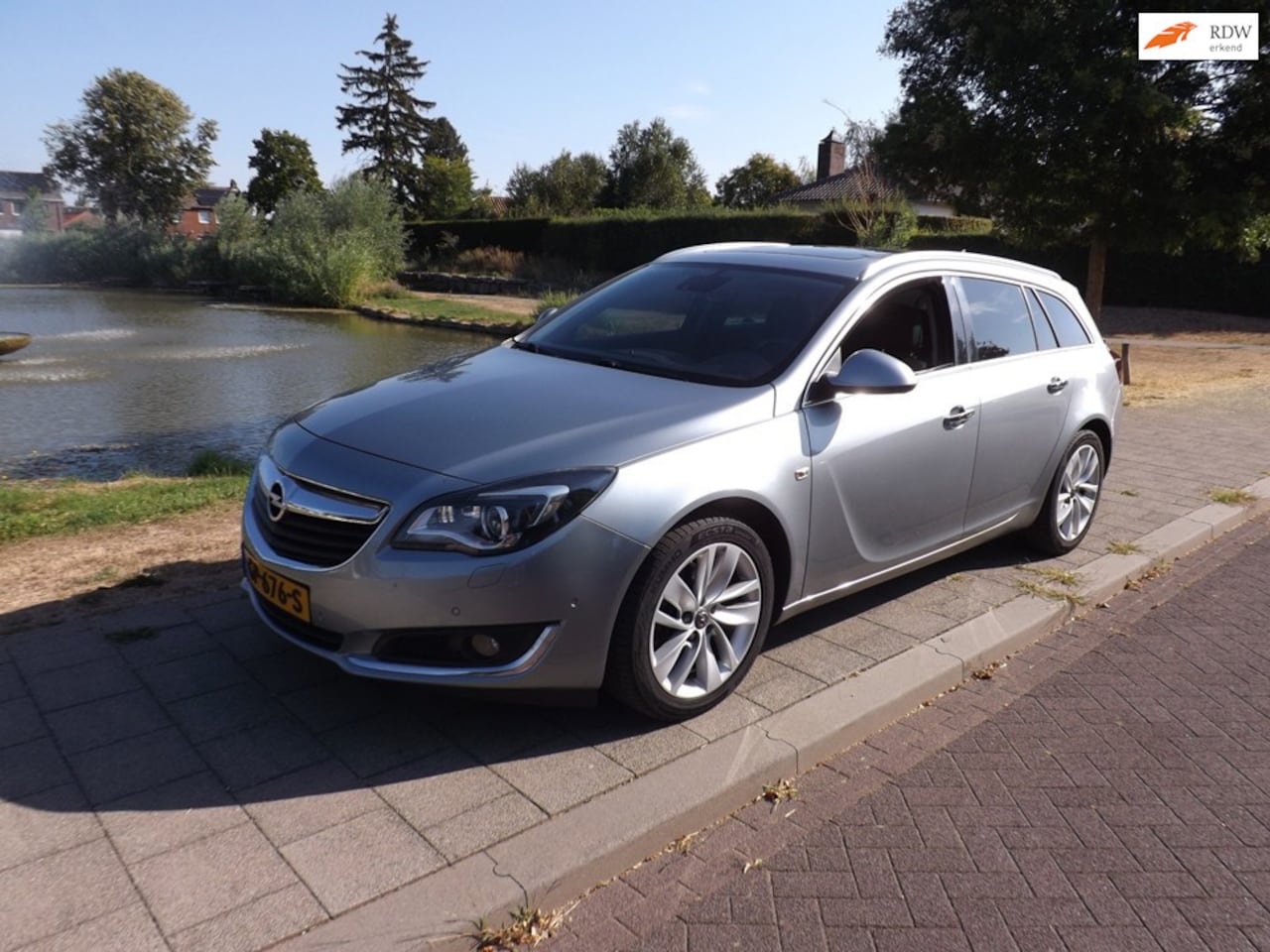 Opel Insignia Sports Tourer - 1.6 T Cosmo 1.6 T Cosmo - AutoWereld.nl