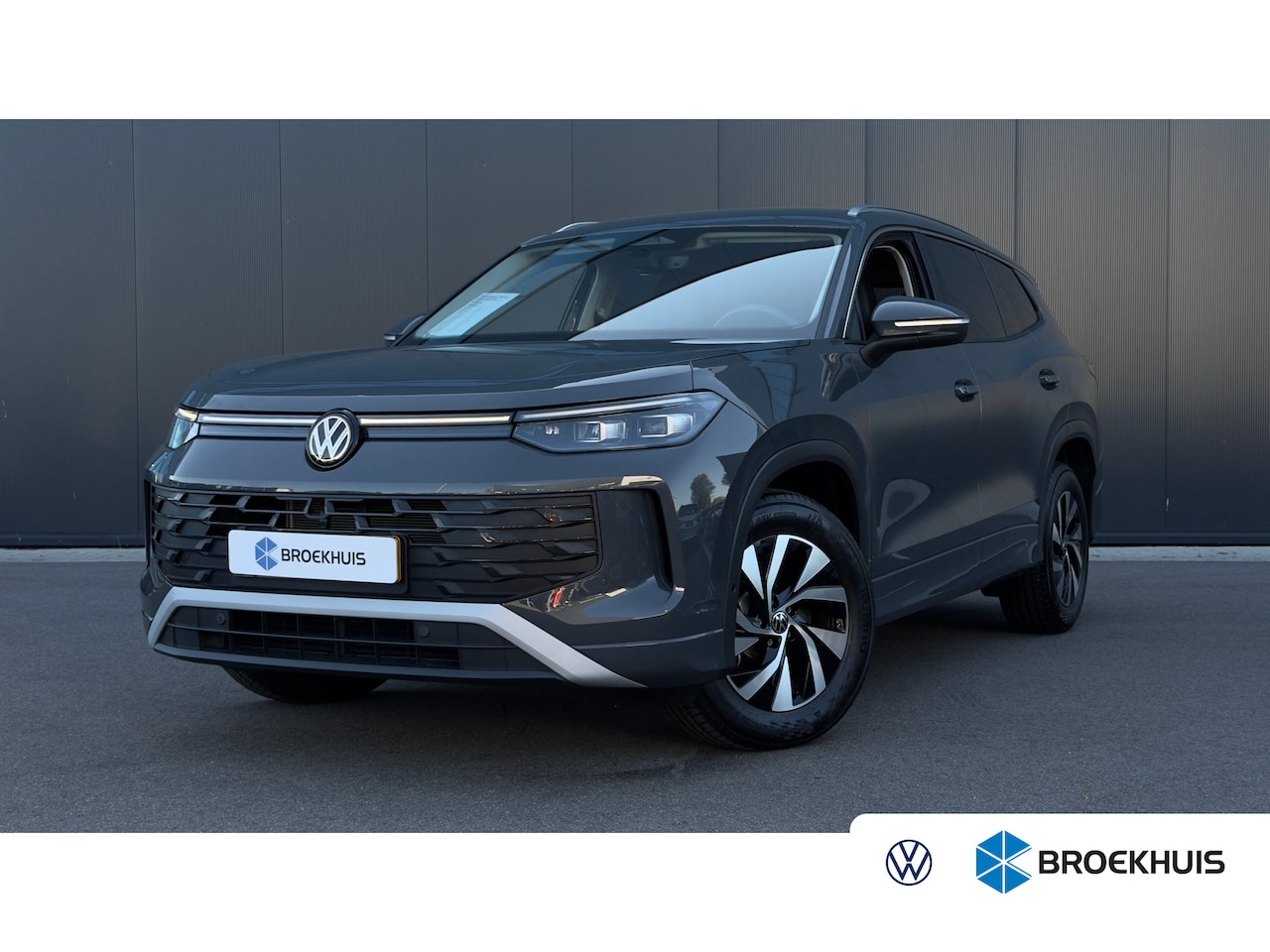 Volkswagen Tayron - 1.5 eTSI Life Edition 7p | Keyless | Stoel/Stuurverwarming | Camera | Carplay | - AutoWereld.nl