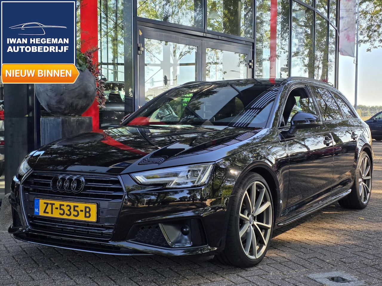Audi A4 Avant - 40 TFSI Sport S line black edition | Leer | Navigatie | PDC + Camera | Climate control| Bl - AutoWereld.nl