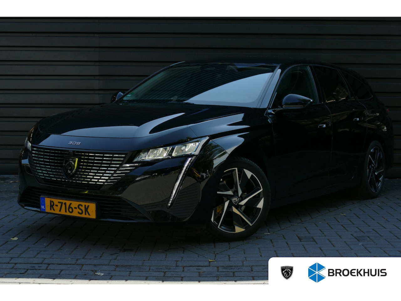 Peugeot 308 SW - 1.2 PureTech Allure Pack Business / CAMERA V+A / 17'' LMV / KEYLESS / FULL-LED / NAVI / BL - AutoWereld.nl