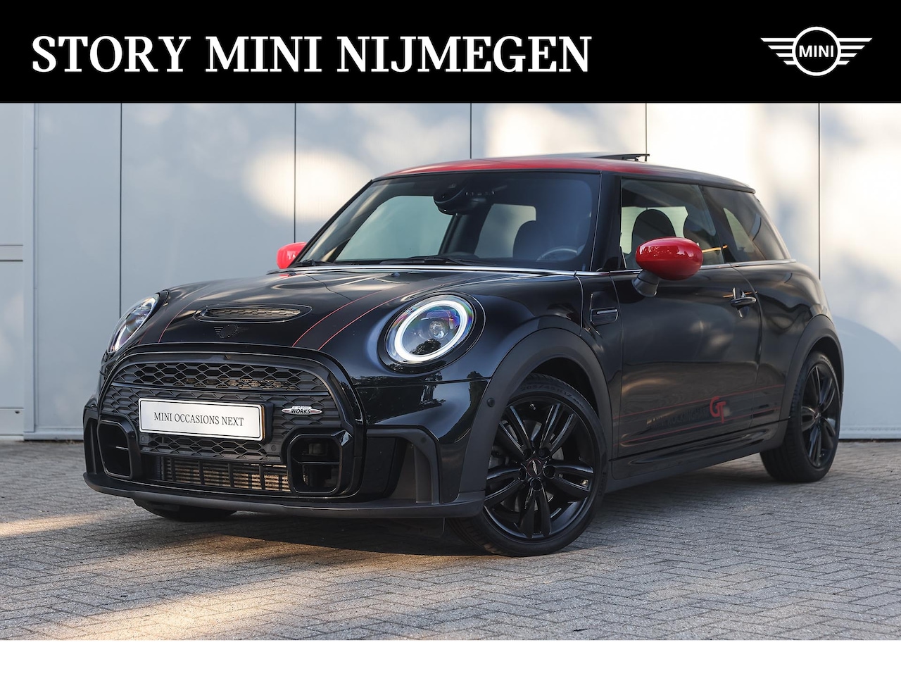 MINI Cooper S - Hatchback Rockingham GT Automaat / Panoramadak / JCW Sportstoelen / Comfort Access / Achte - AutoWereld.nl