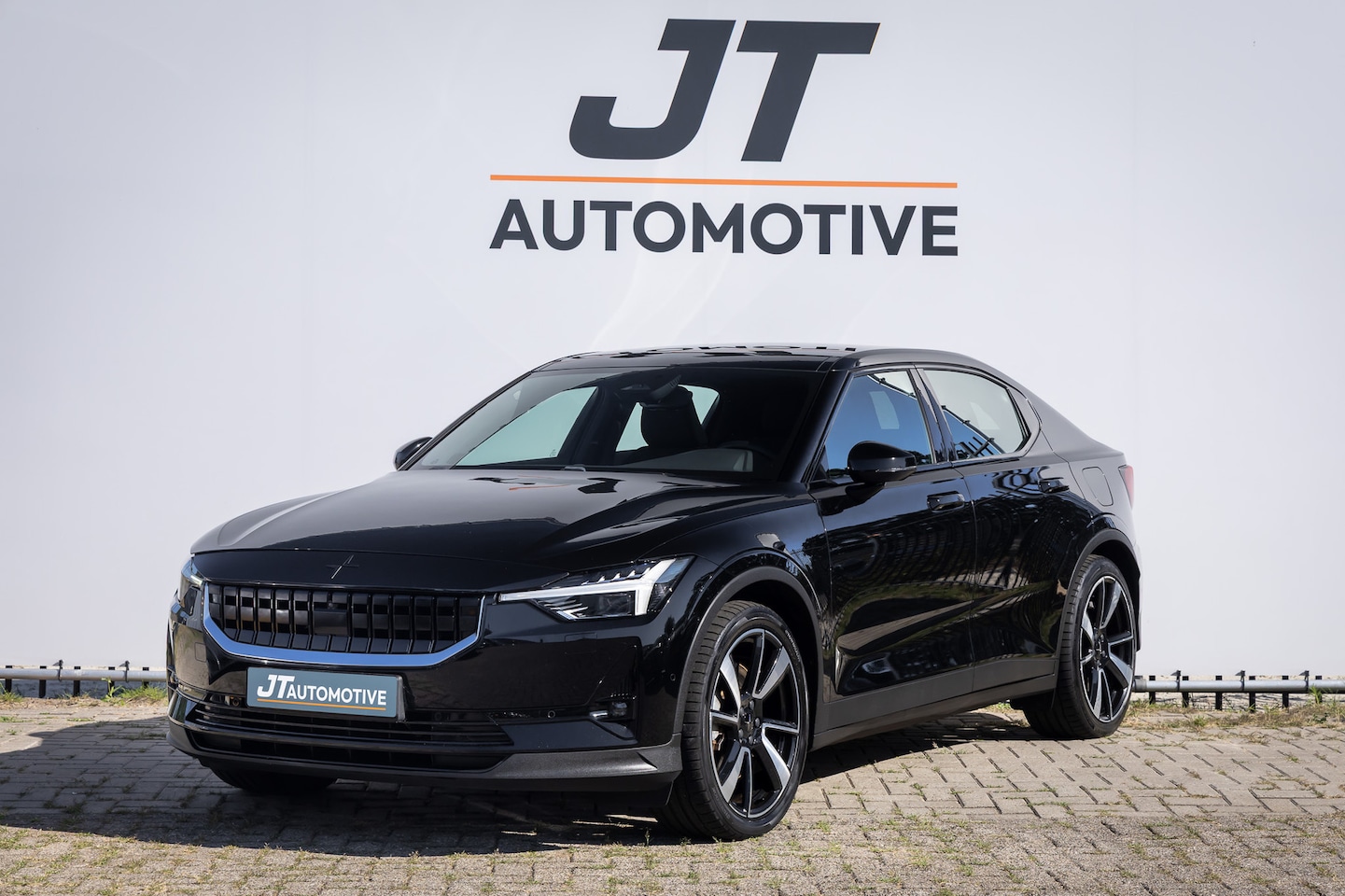 Polestar 2 - Long range Dual Motor Launch 78kWh 517pk nlauto. Panoramadak | Elektrische trekhaak | 360 - AutoWereld.nl