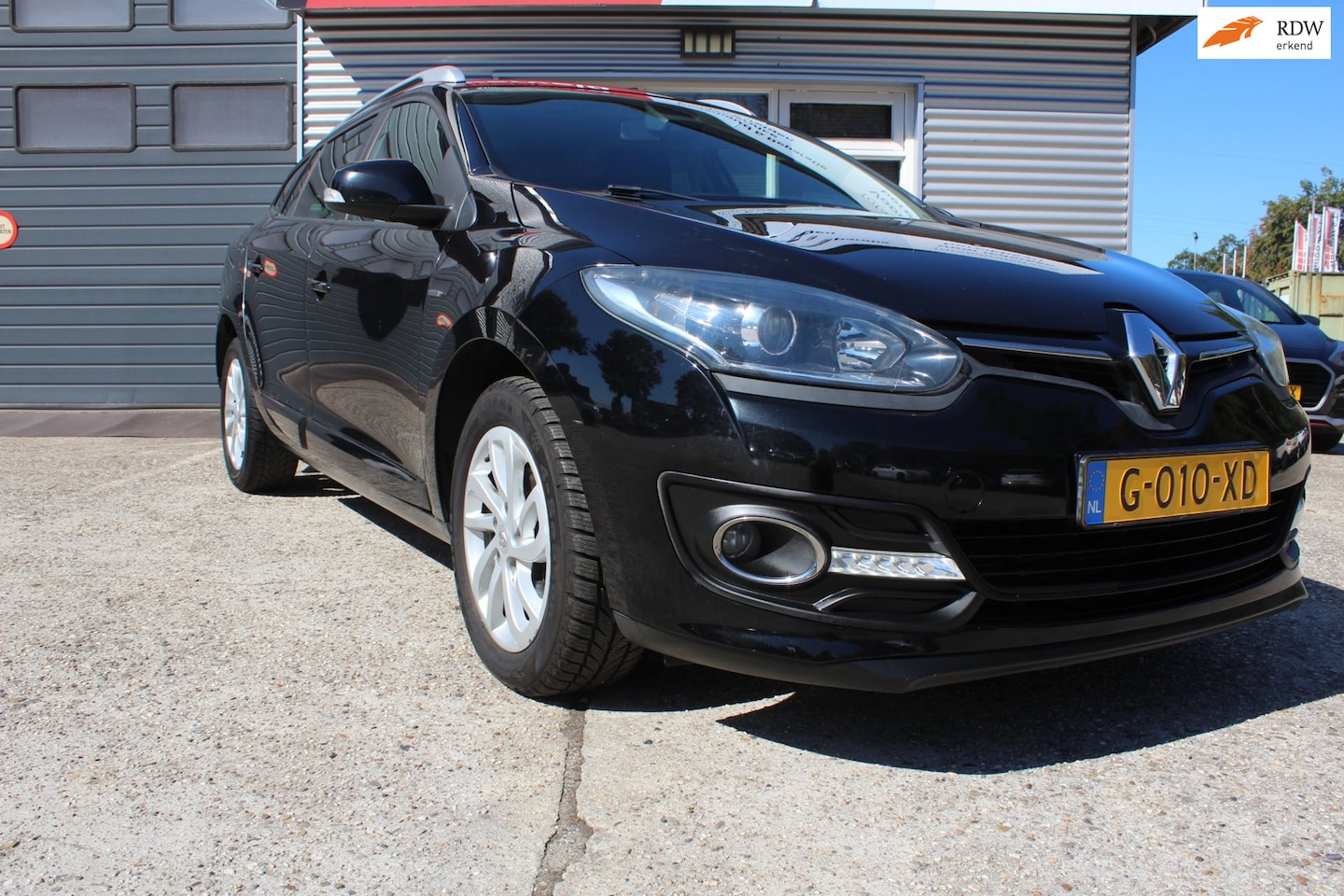 Renault Mégane Estate - 1.2 TCe Limited 1.2 TCe Limited 5-deurs, nieuwe distributie-set, apk en onderhoudsbeurt, boekjes, 2x sleut - AutoWereld.nl